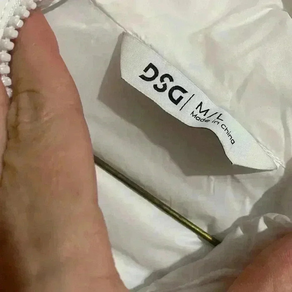 ‎Dsg - Picture 3 of 3